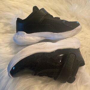 JORDAN AIR TODDLER 8C SNEAKERS